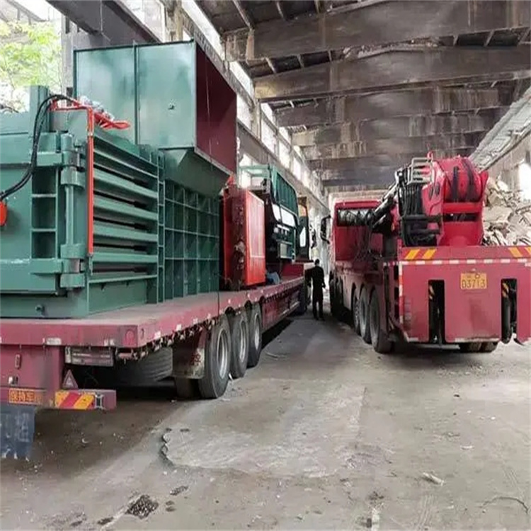 万城镇吊机吊玻璃怎么吊安全