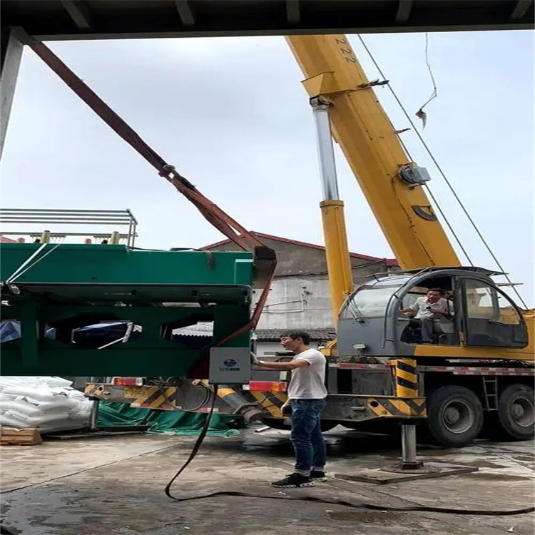 万城镇大吨位吊车租赁应急保障方案|化解突发吊装需求难题