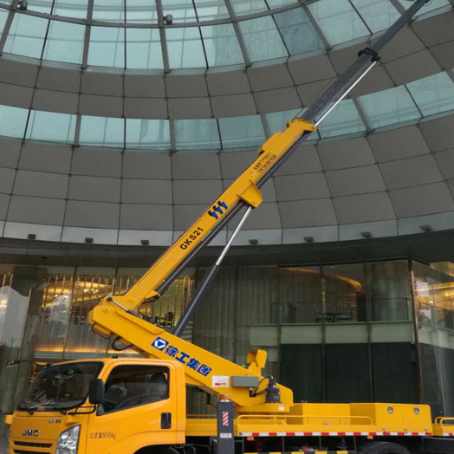 万城镇附近高空作业车租赁｜安全设备租赁｜高空安装|工程定制化方案｜亿立达设备租赁